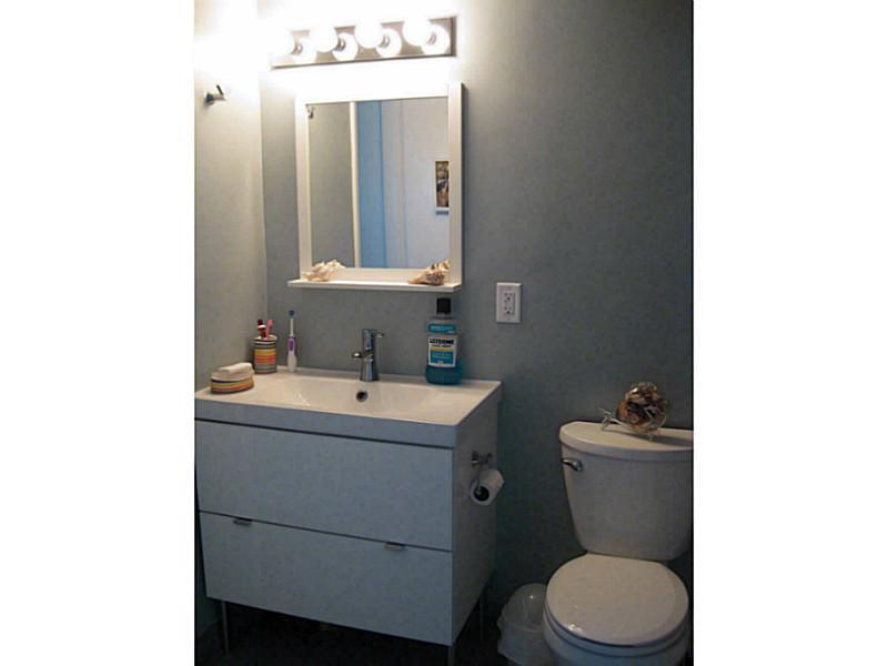 INTRACOASTAL TOWER - Residential Lease