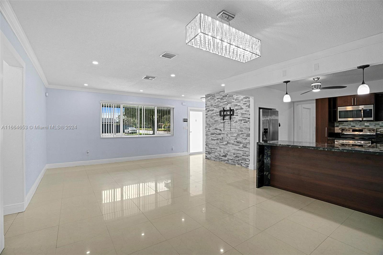 BOULEVARD HEIGHTS SEC NIN - Residential Lease