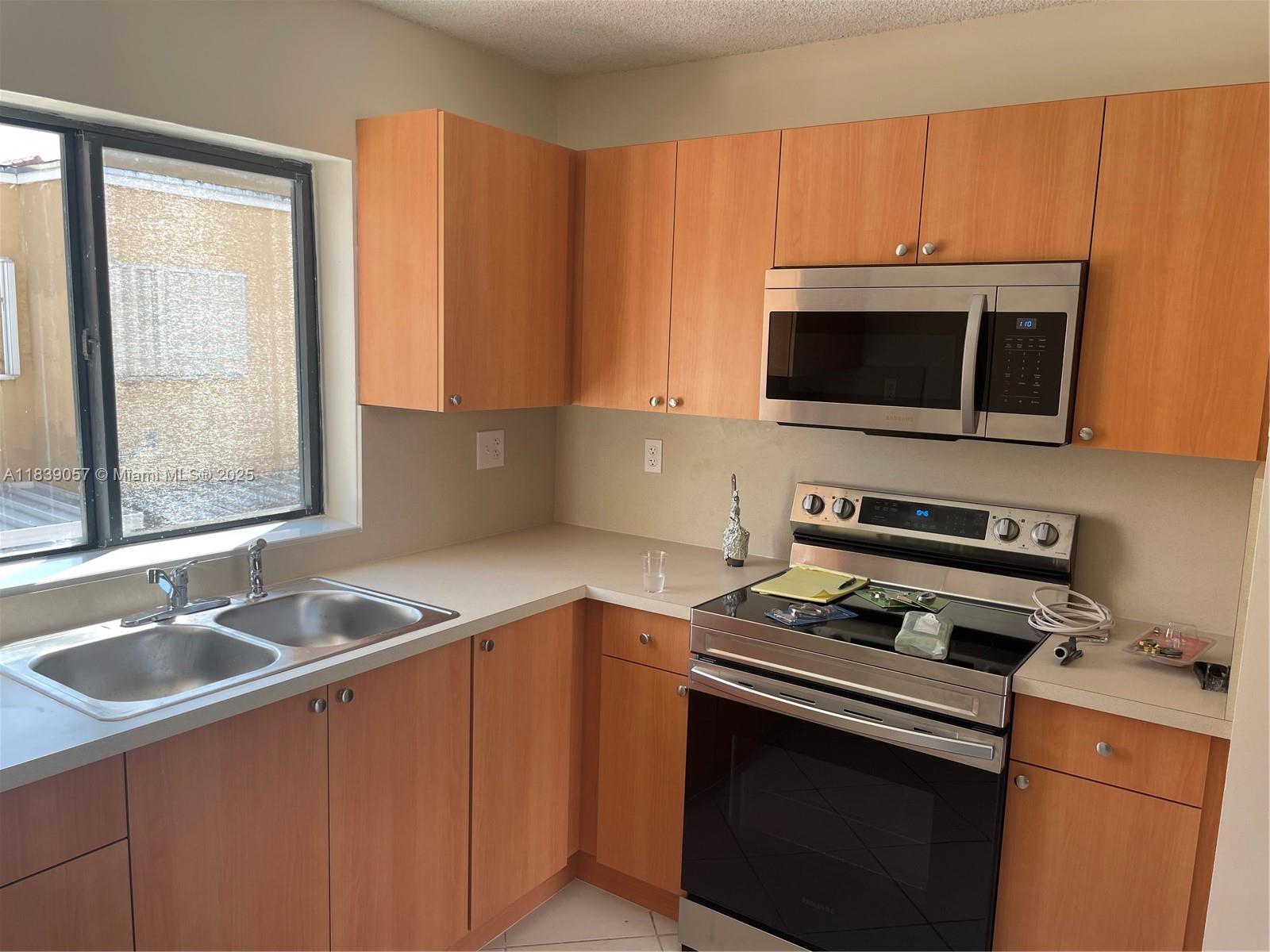2765 W 61st Pl 202