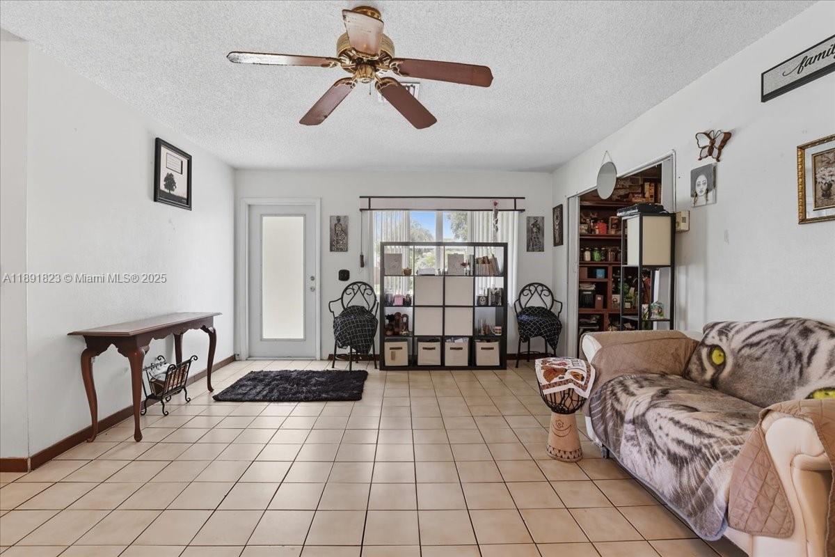 LAUDERDALE NORTH PARK SEC - Residential