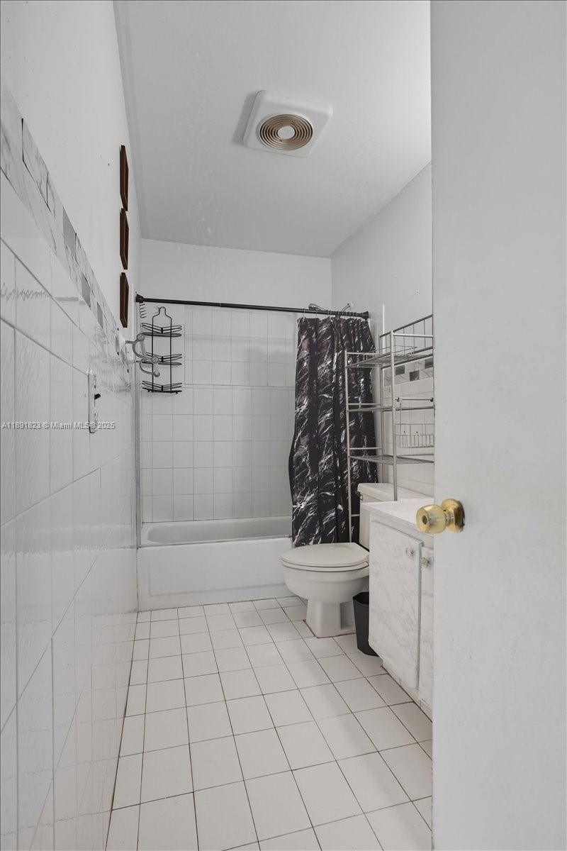 LAUDERDALE NORTH PARK SEC - Residential