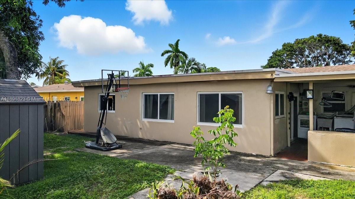 LAUDERDALE NORTH PARK SEC - Residential