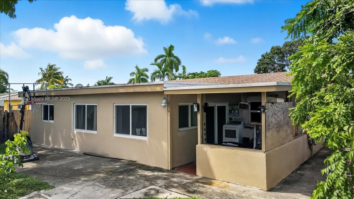 LAUDERDALE NORTH PARK SEC - Residential