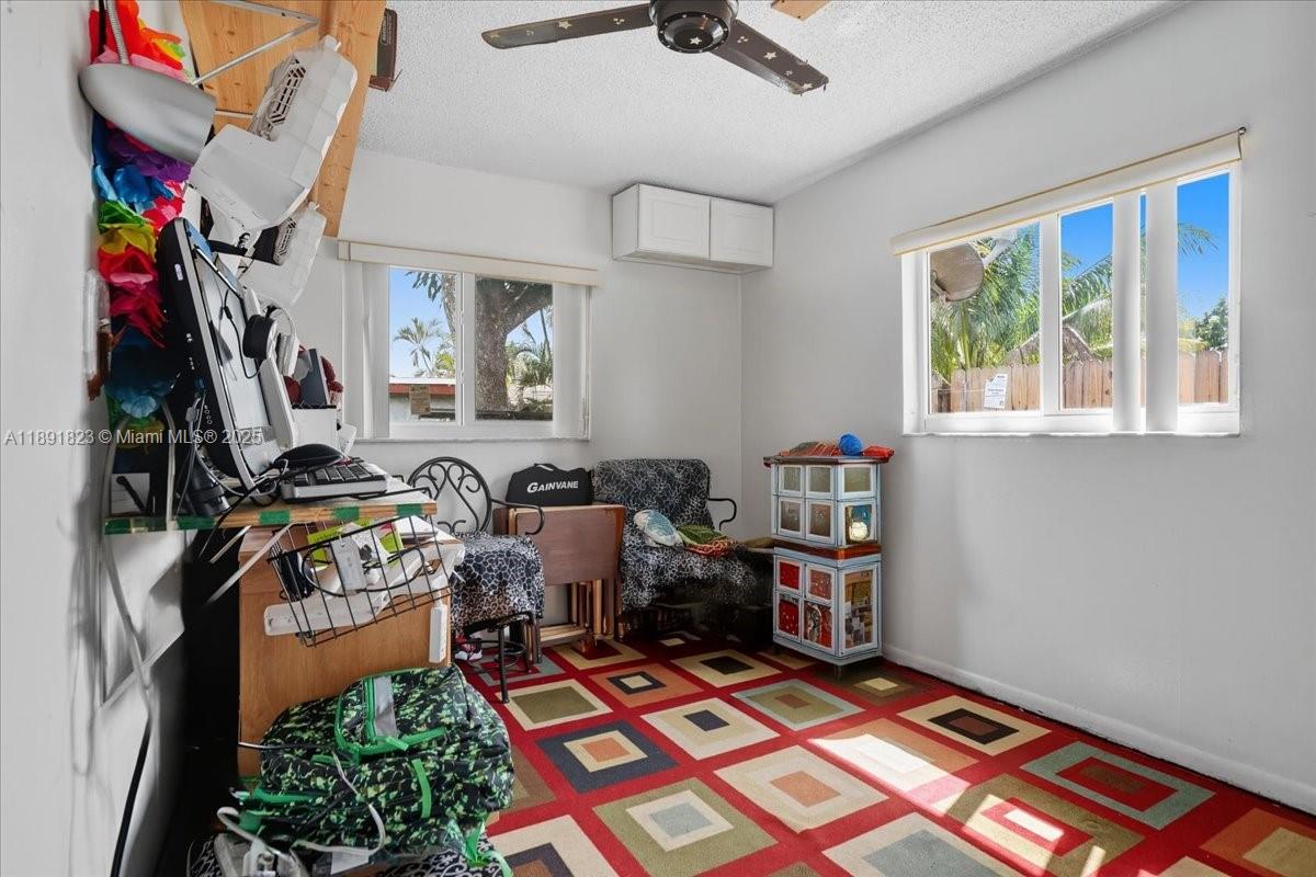 LAUDERDALE NORTH PARK SEC - Residential