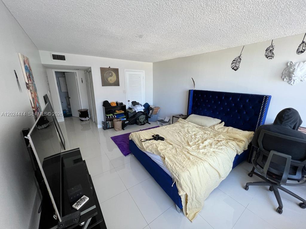 DEL PRADO MARINA - Residential