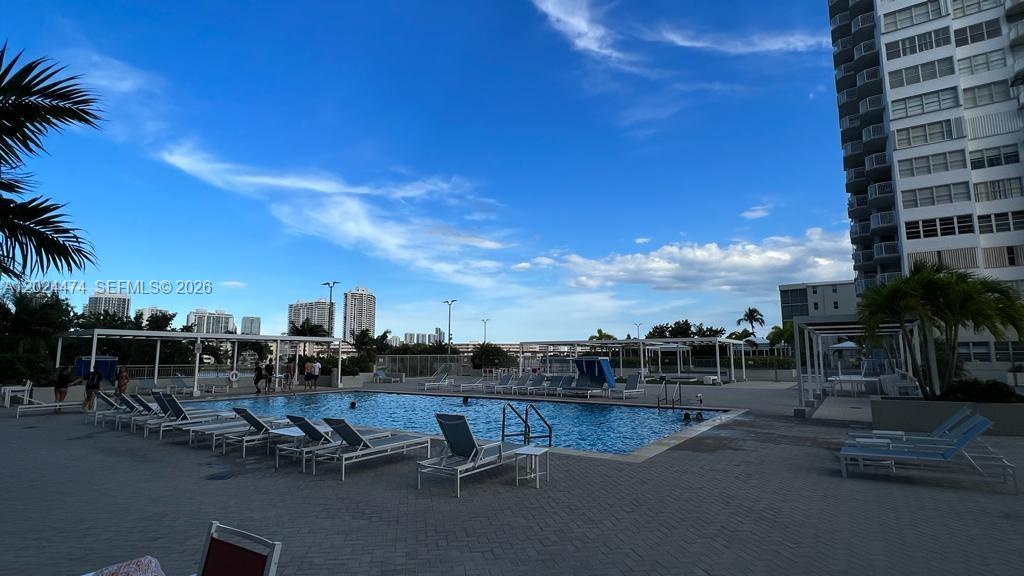 DEL PRADO MARINA - Residential