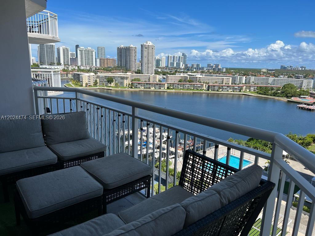 DEL PRADO MARINA - Residential