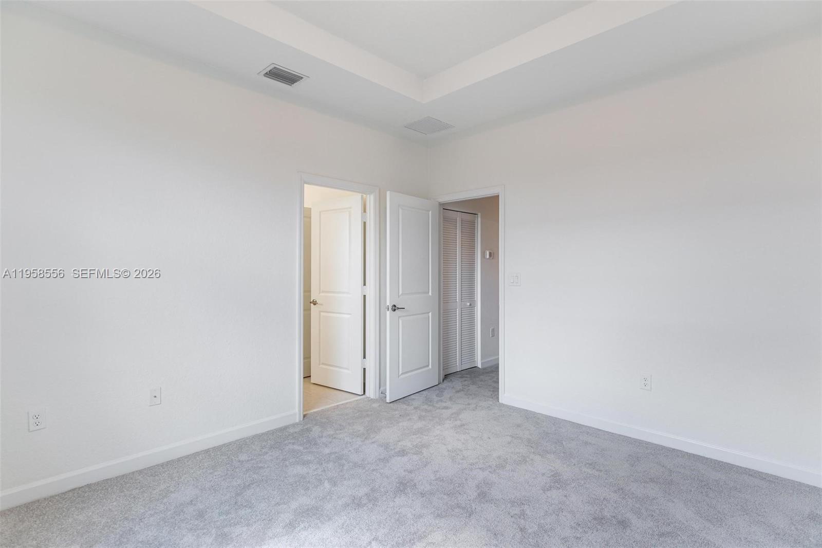 KENDALL ASSEMBLAGE SOUTH - Residential