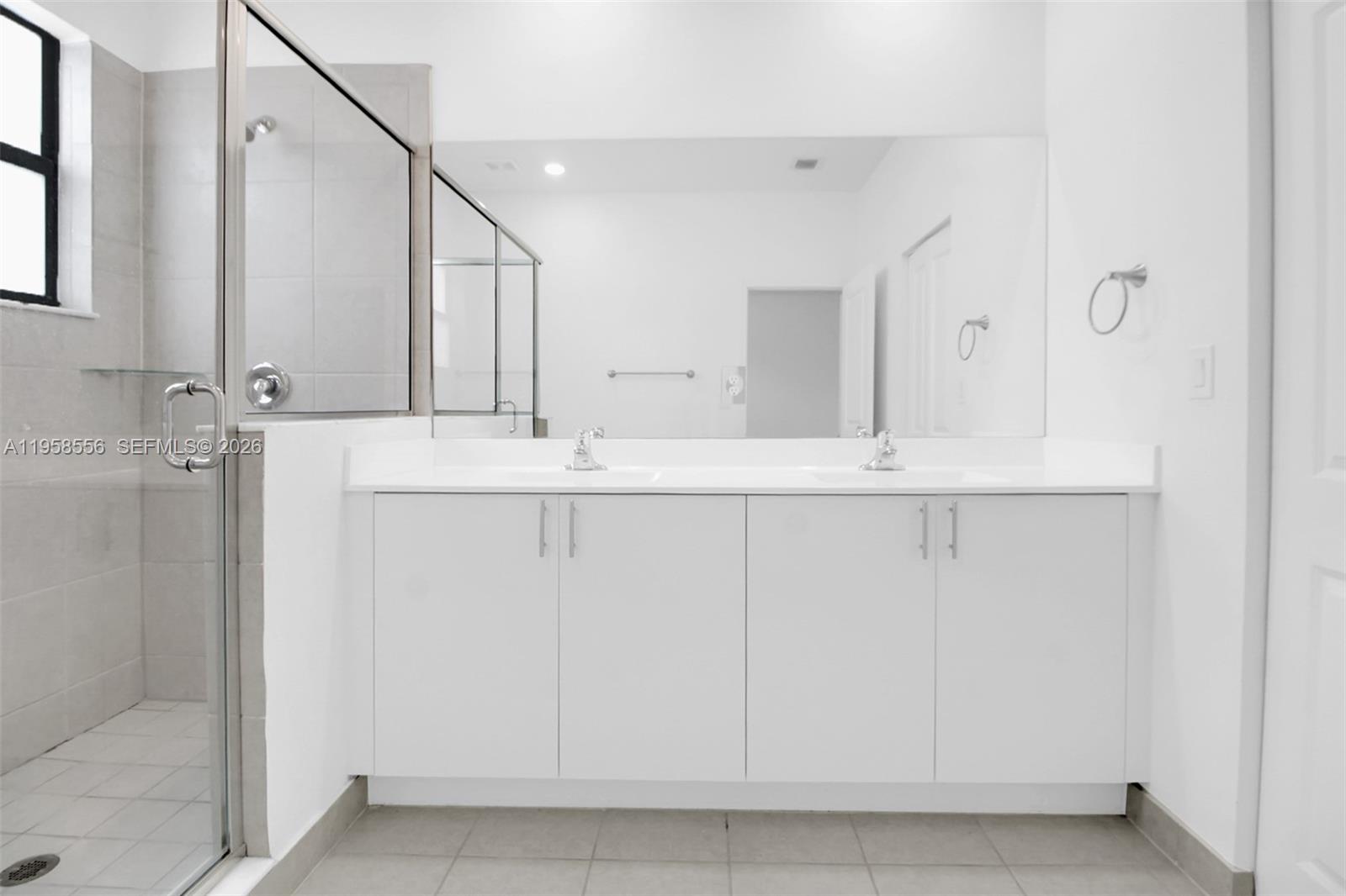 KENDALL ASSEMBLAGE SOUTH - Residential