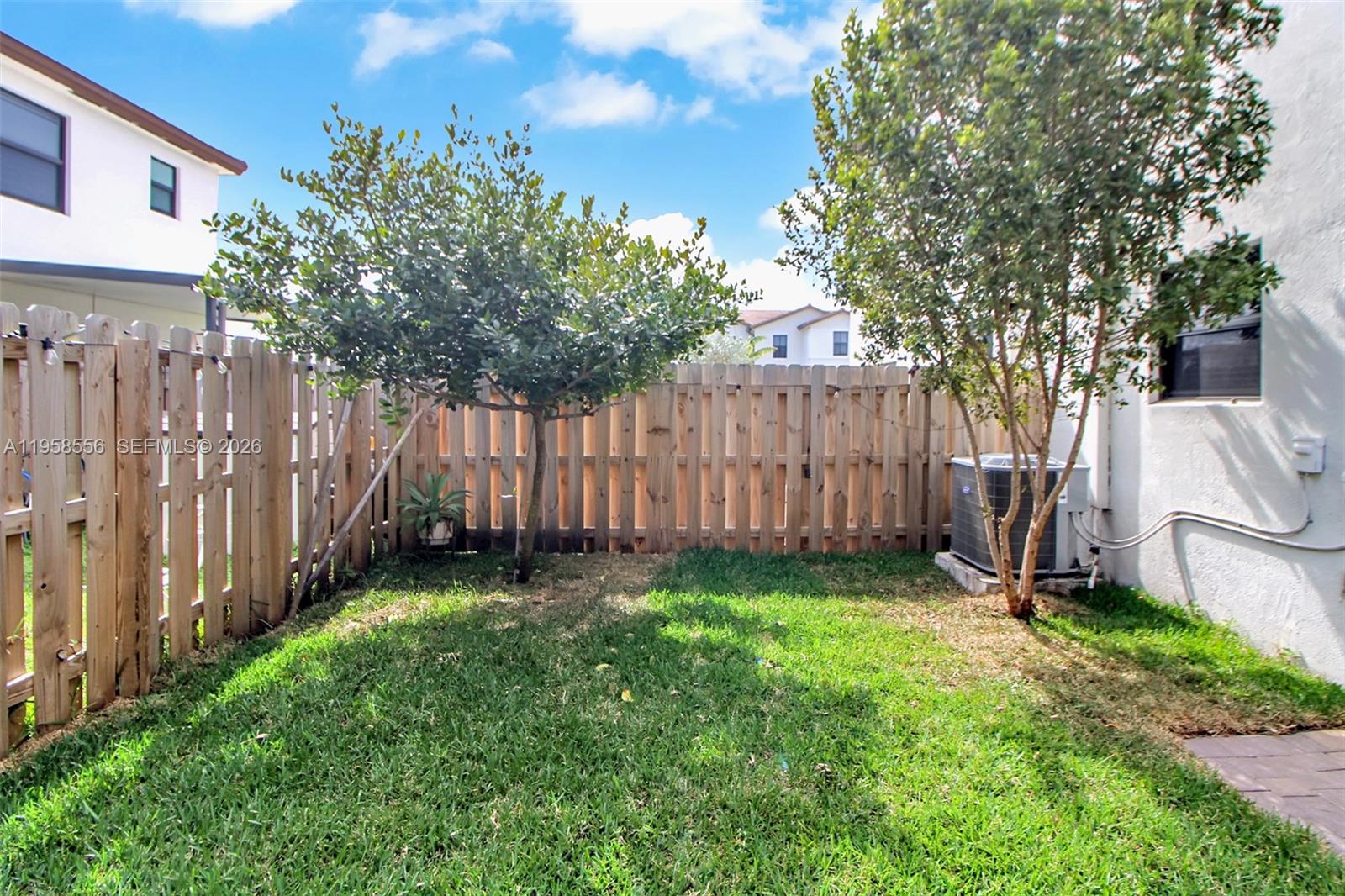 KENDALL ASSEMBLAGE SOUTH - Residential