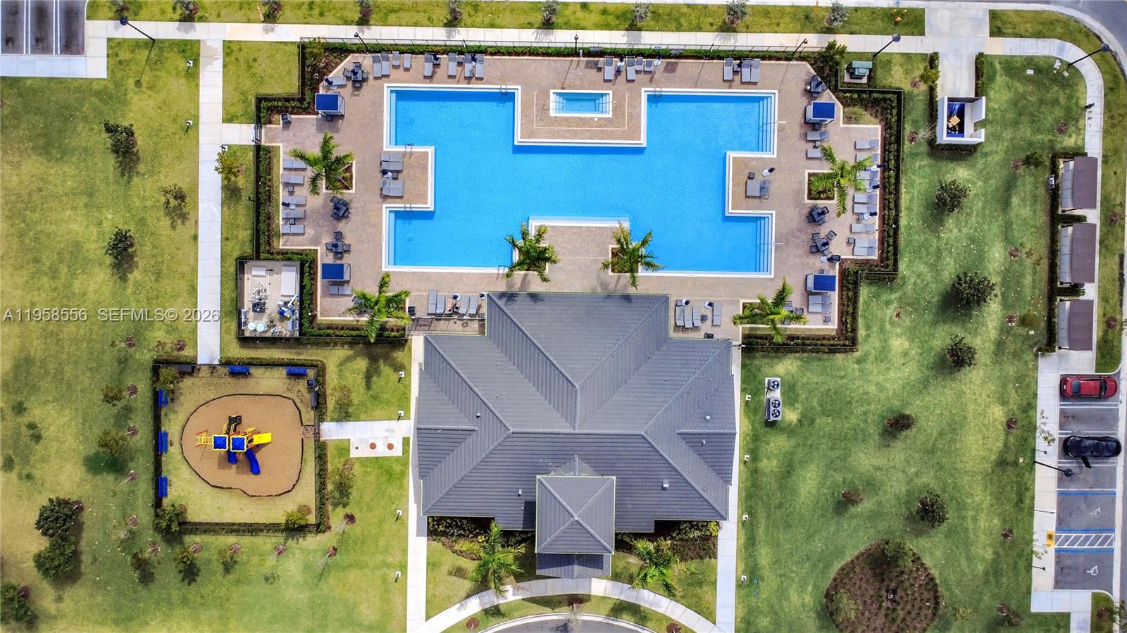 KENDALL ASSEMBLAGE SOUTH - Residential