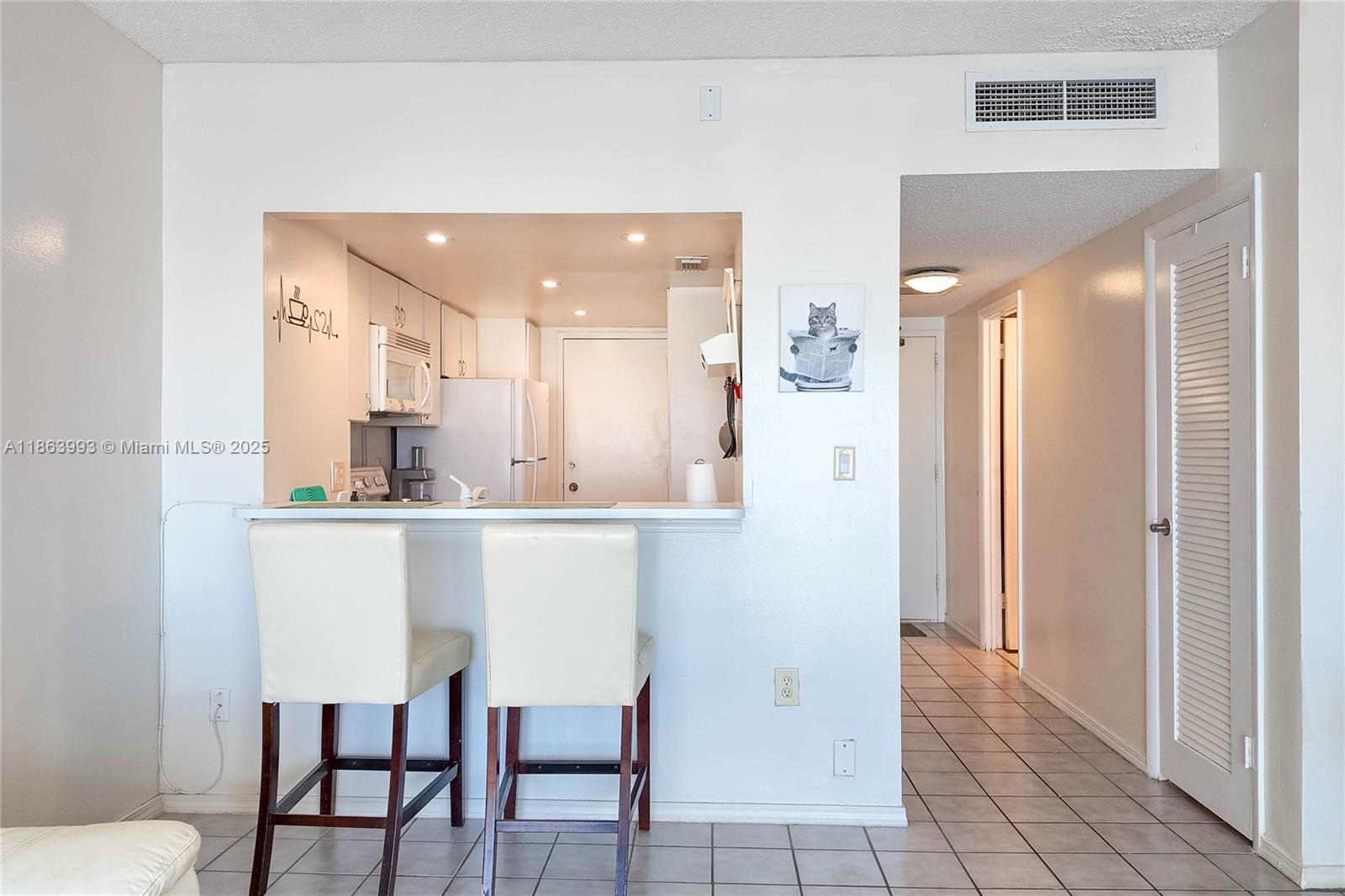 HEMISPHERES CONDO - Residential Lease