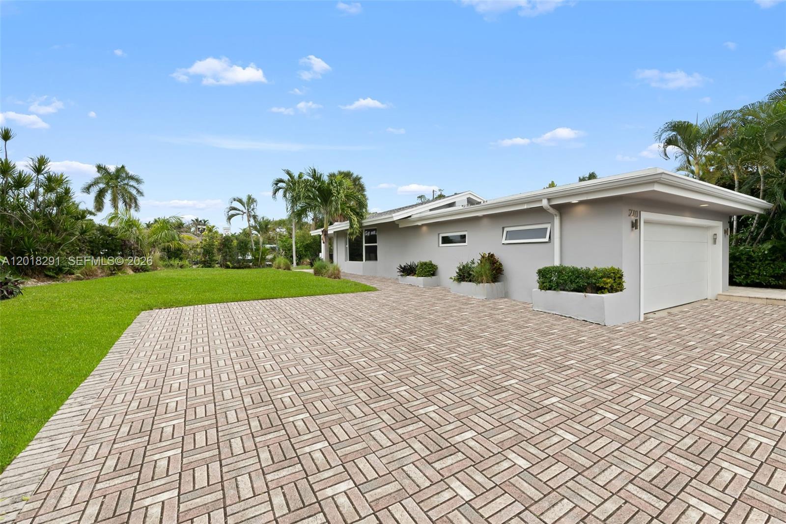 HARBOR BEACH - Residential