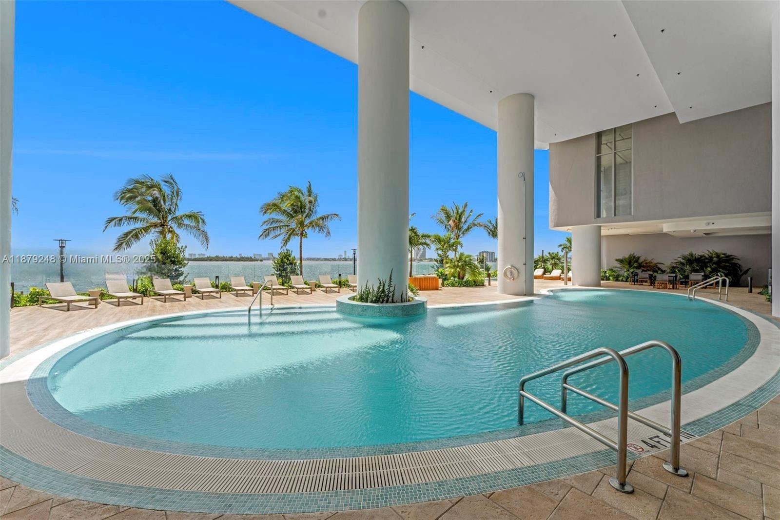 ARIA RESERVE SOUTH - Residential