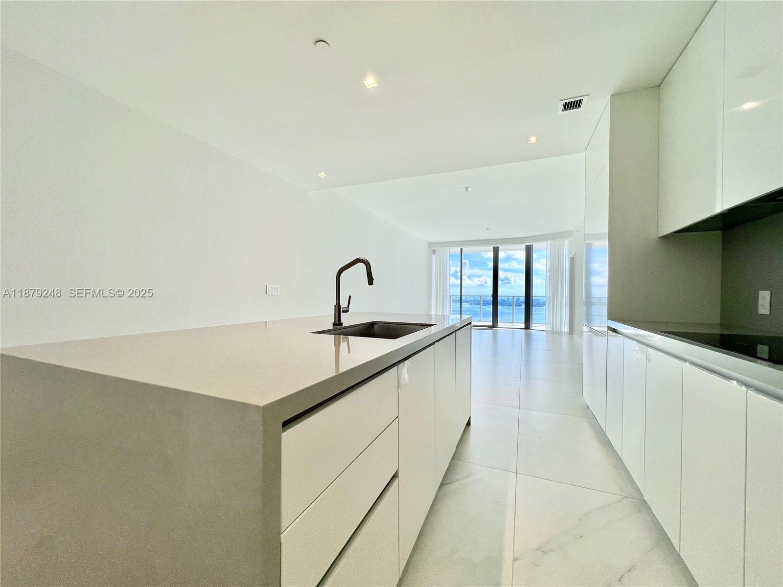 ARIA RESERVE SOUTH - Residential