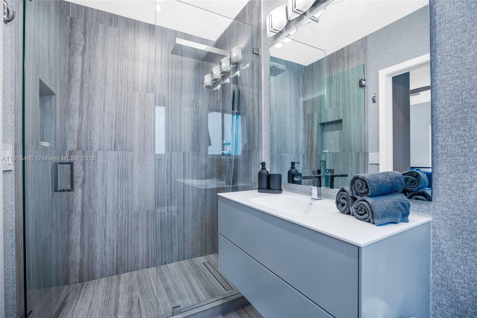 BRICKELL HAMMOCK UN 1 - Residential