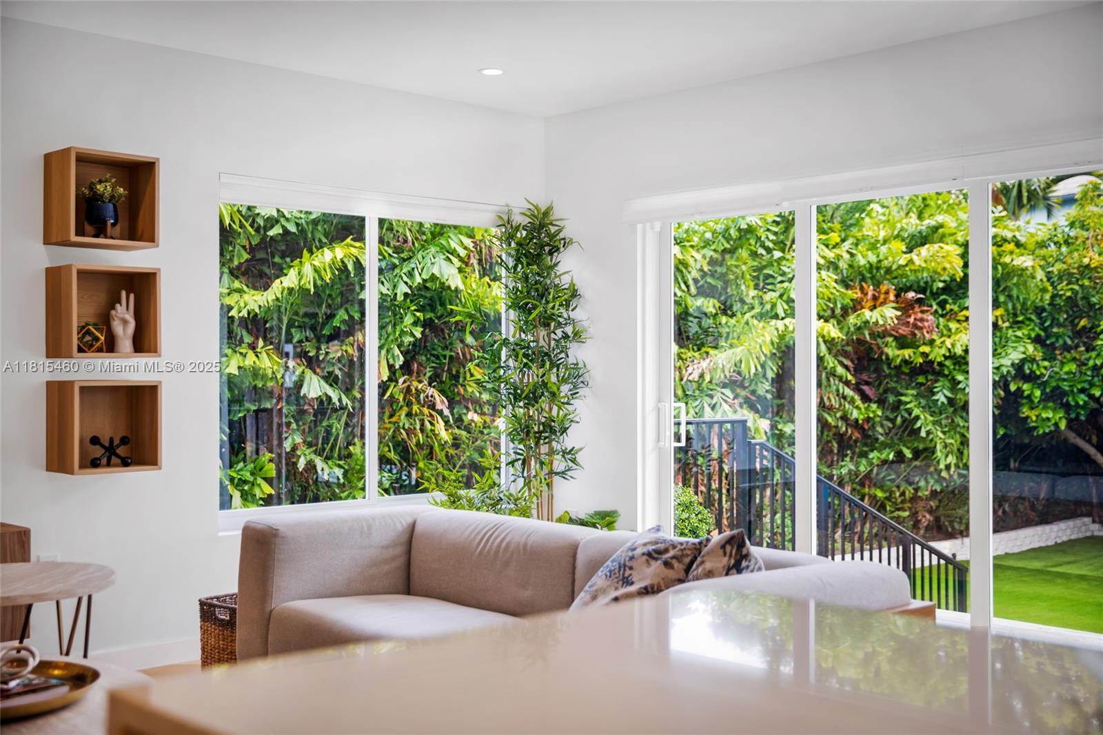 BRICKELL HAMMOCK UN 1 - Residential