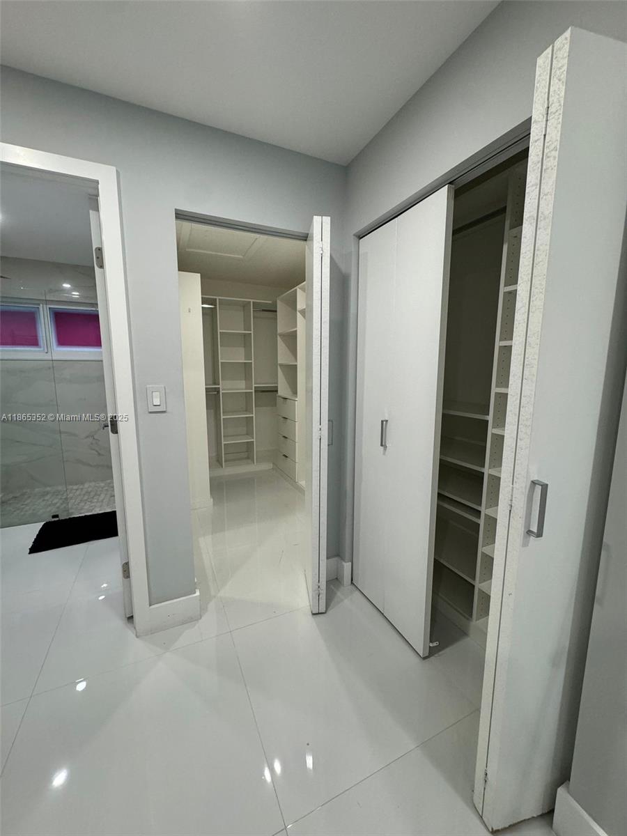 VISTA SUB 1ST ADDN - Residential