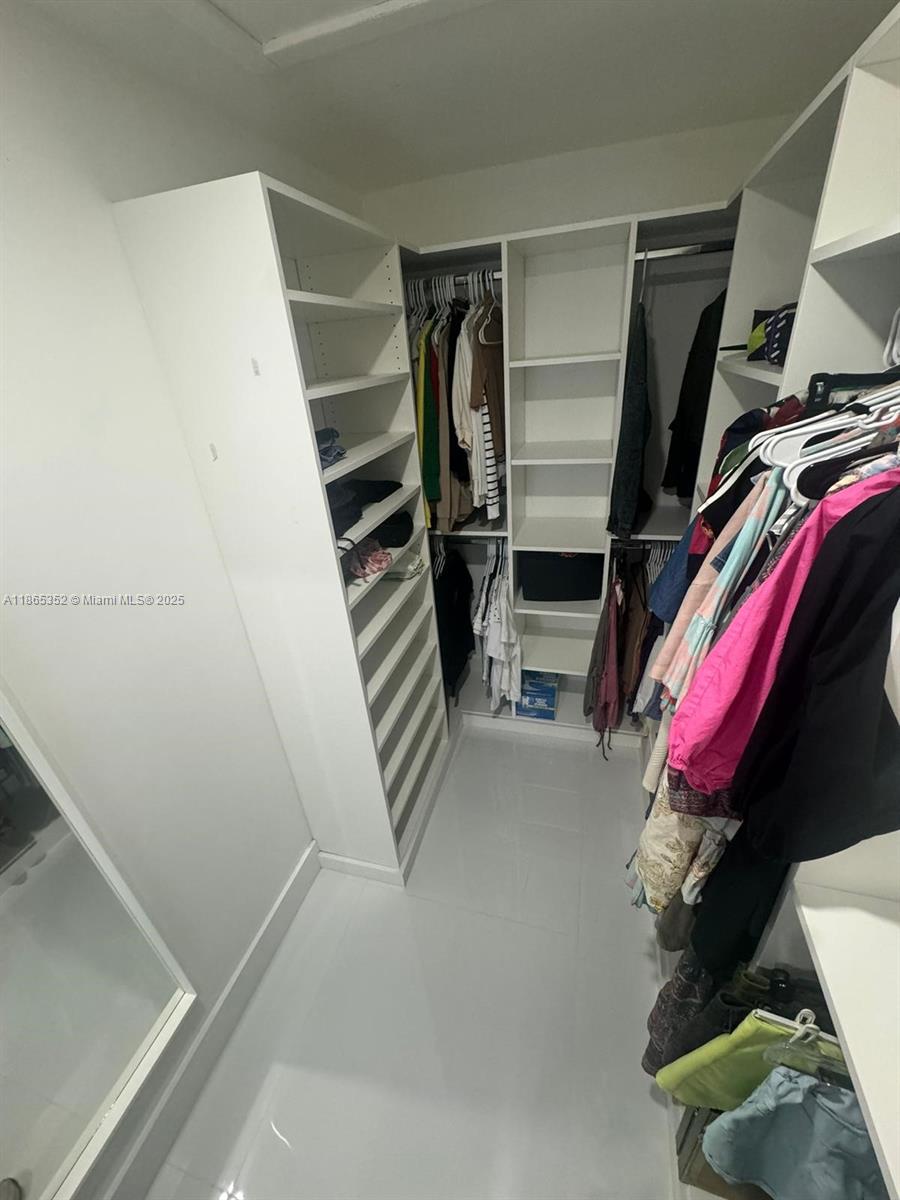 VISTA SUB 1ST ADDN - Residential