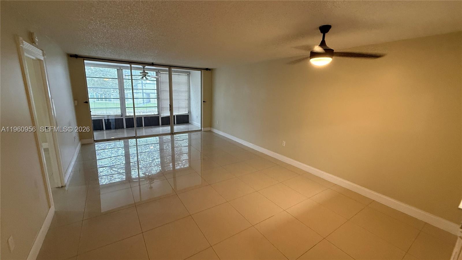 SANDS POINT CONDOMINIUM I - Residential Lease