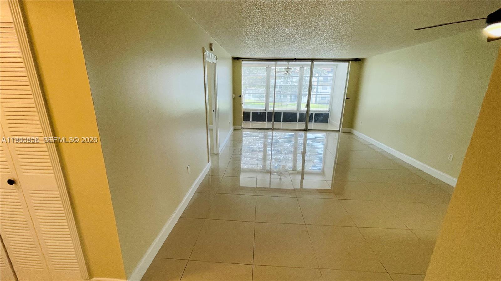 SANDS POINT CONDOMINIUM I - Residential Lease