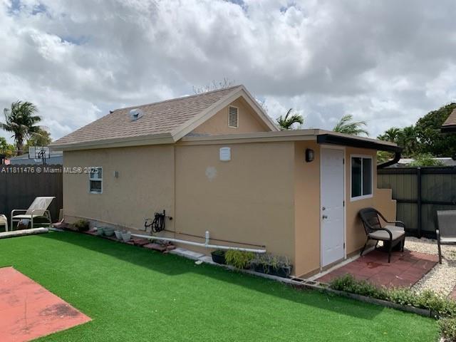 STRAWBERRY FIELD SUB - Residential Lease