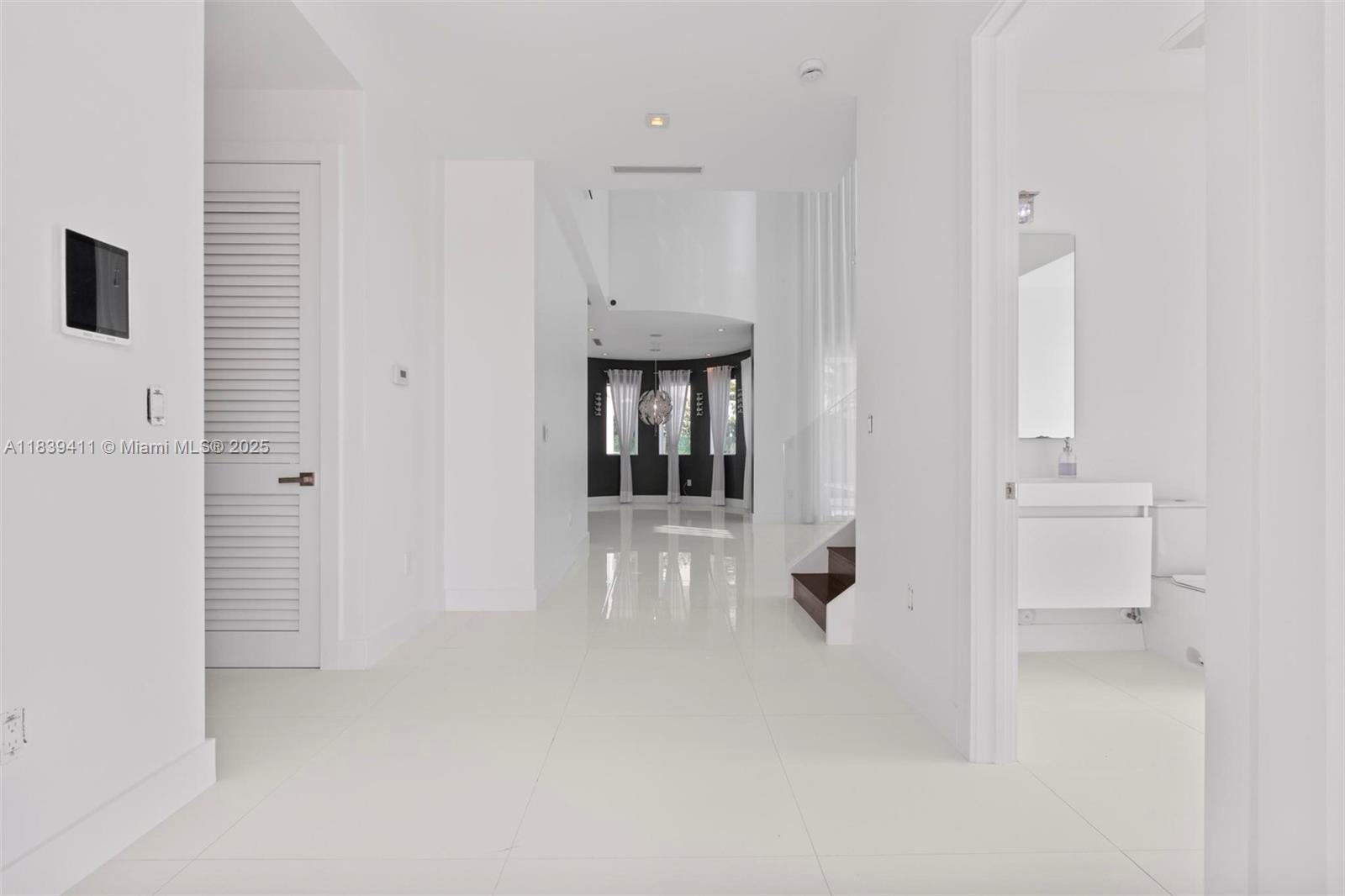 GRAND FLORIDIAN ESTATES - Residential