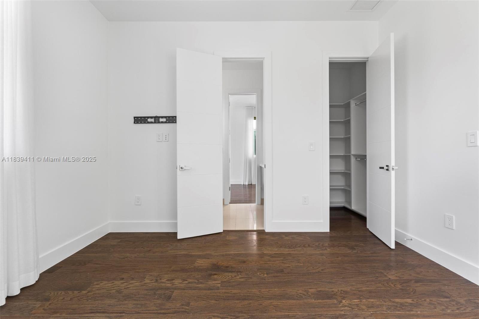 GRAND FLORIDIAN ESTATES - Residential