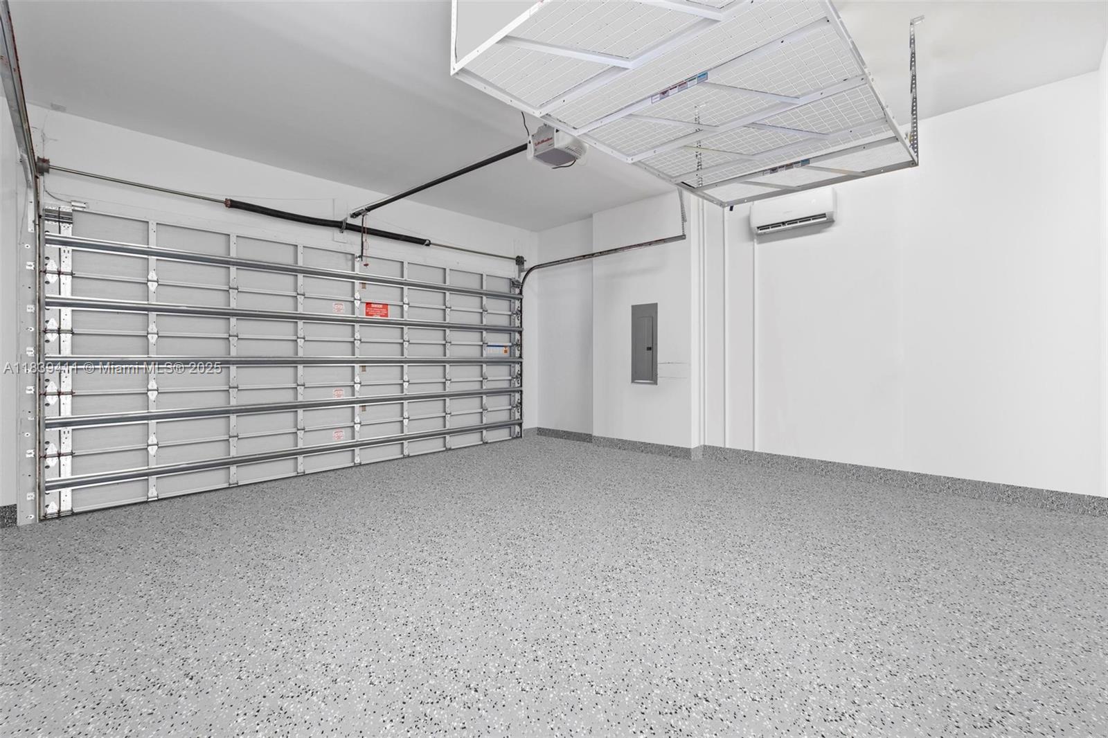 GRAND FLORIDIAN ESTATES - Residential