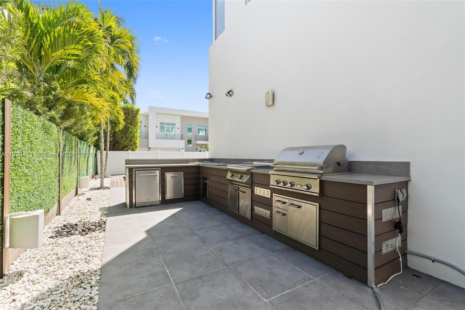 GRAND FLORIDIAN ESTATES - Residential