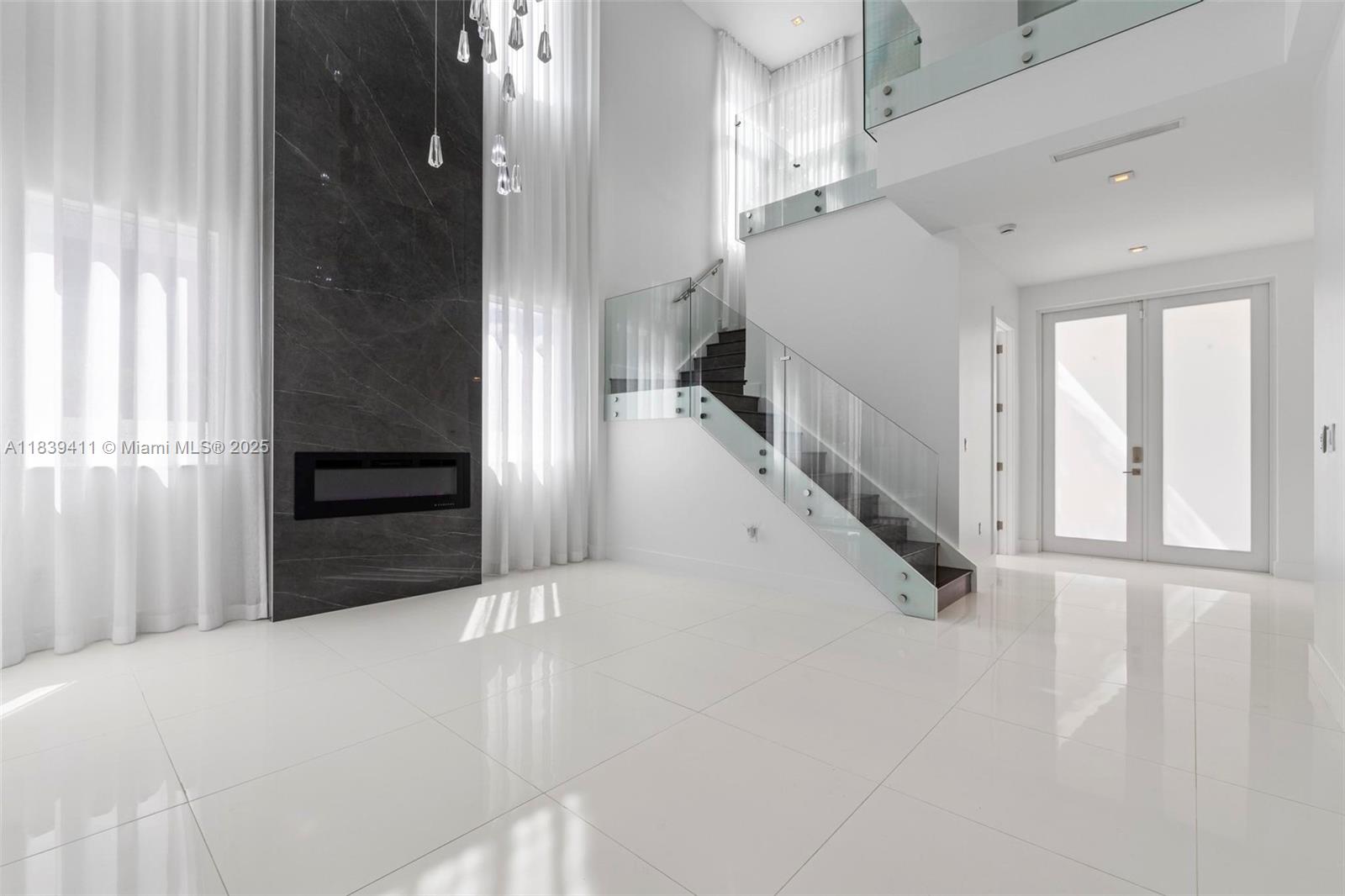 GRAND FLORIDIAN ESTATES - Residential