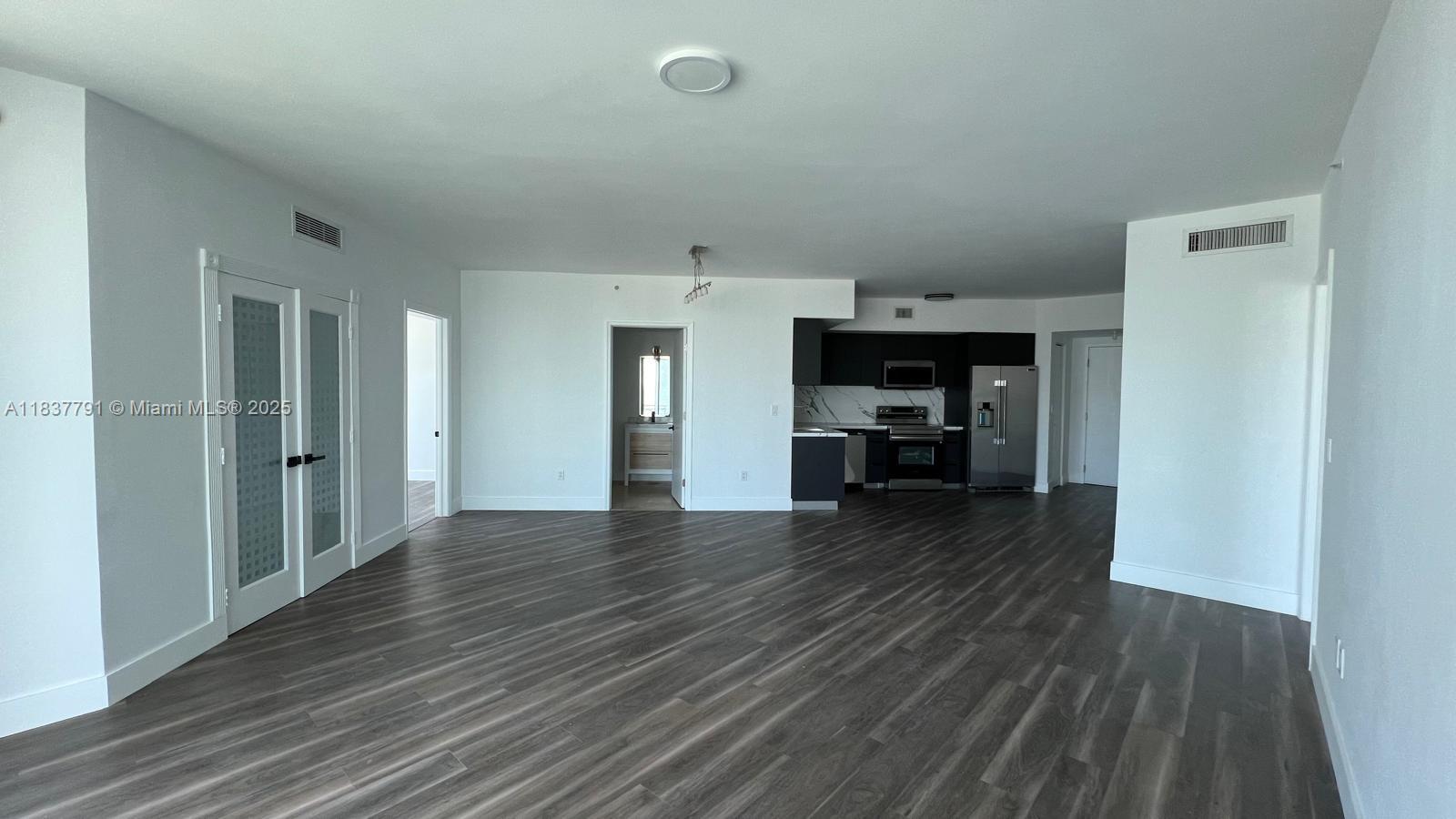 350 S Miami Ave 2401