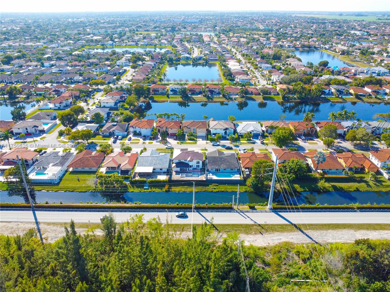 PARK LAKES BY THE MEADOWS - Residential