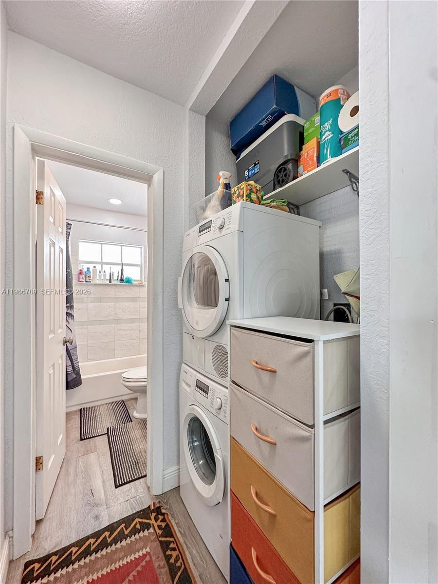 LINCOLN ROAD VILLAS EAST - Residential