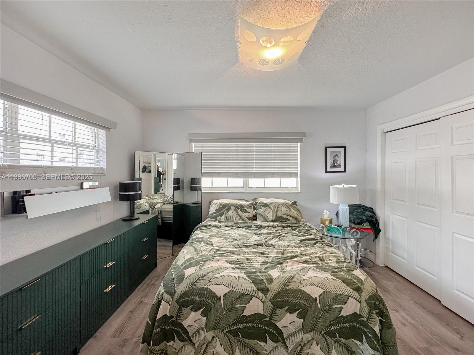 LINCOLN ROAD VILLAS EAST - Residential