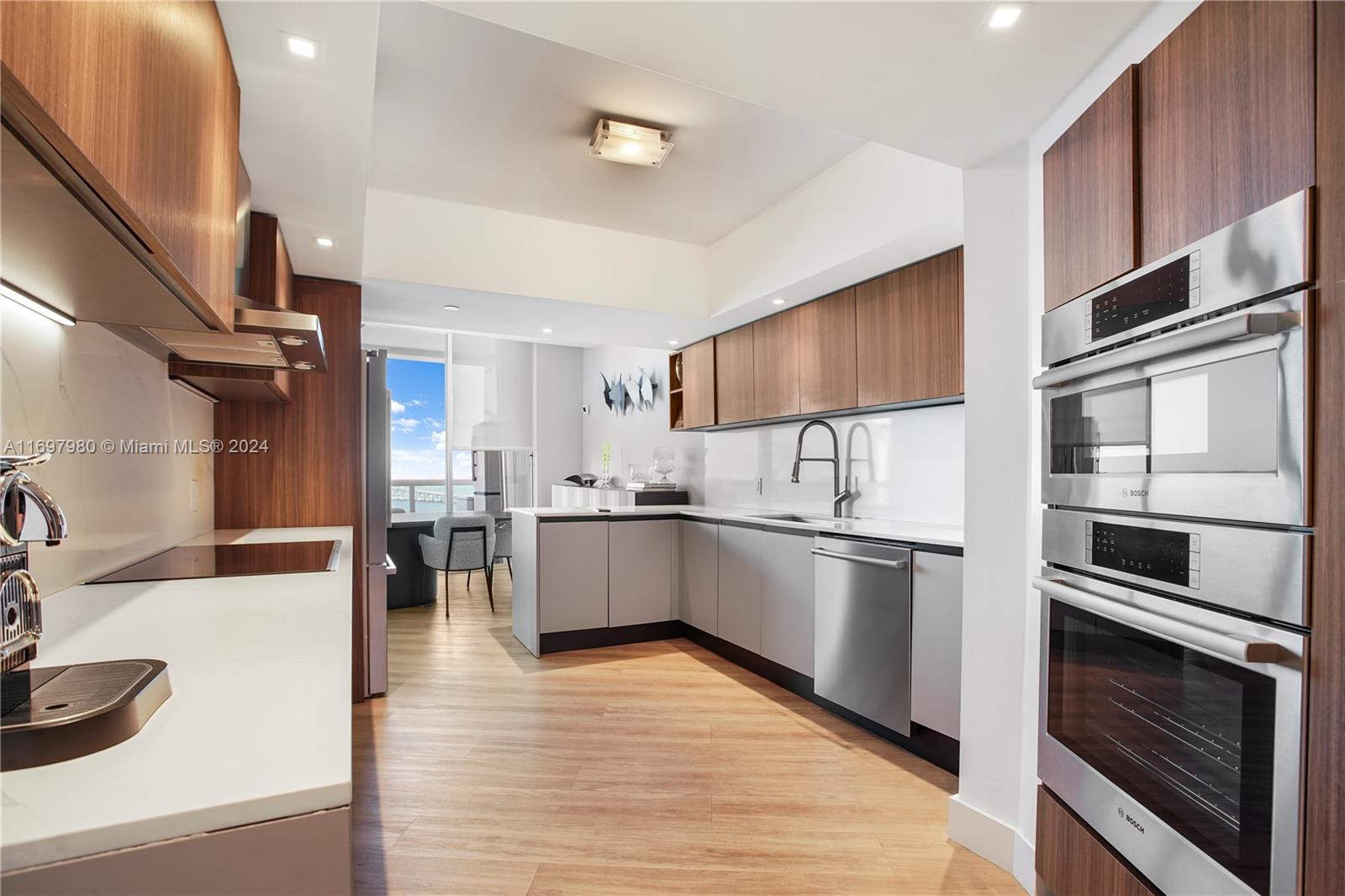 BRISTOL TOWER CONDO - Residential