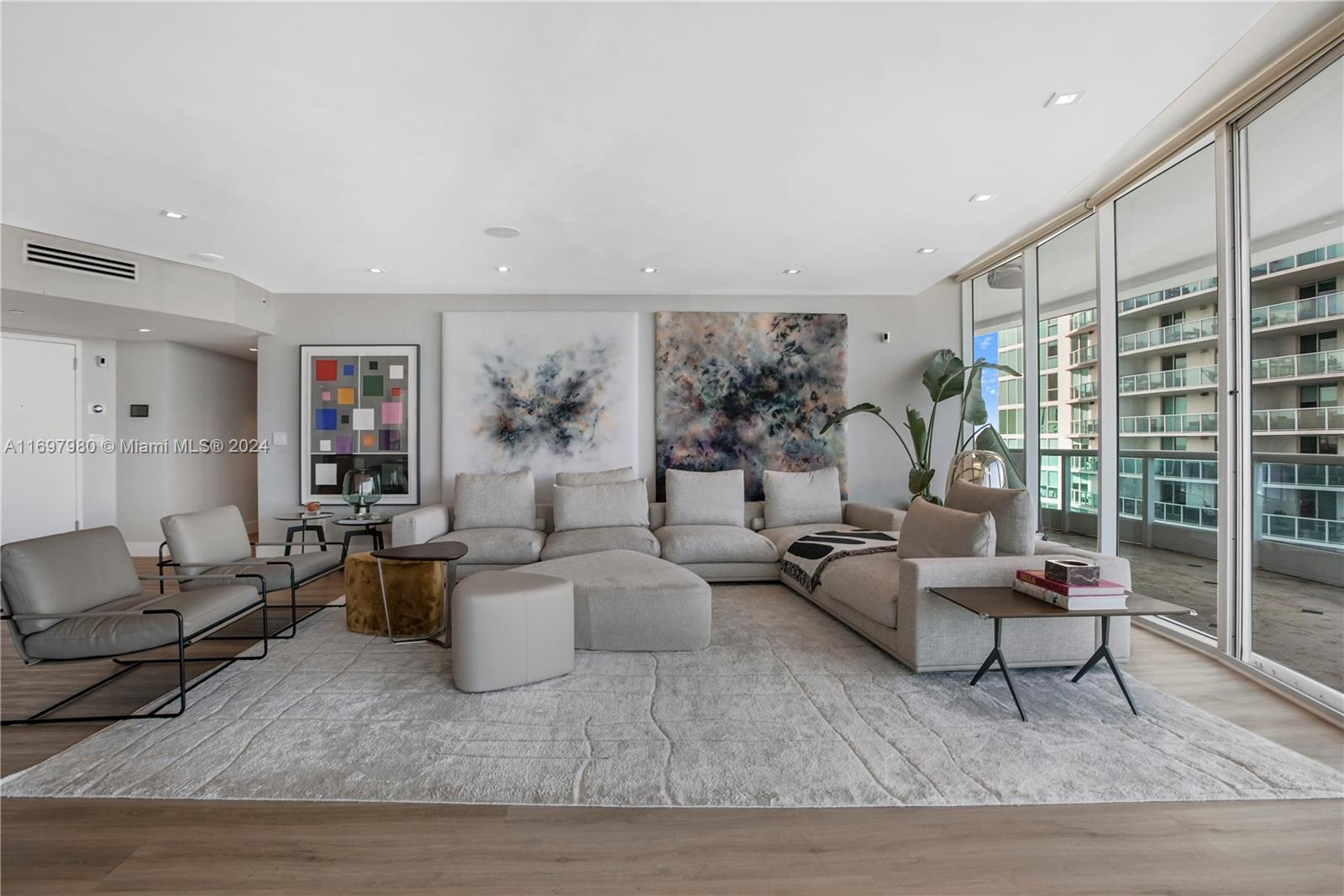 BRISTOL TOWER CONDO - Residential