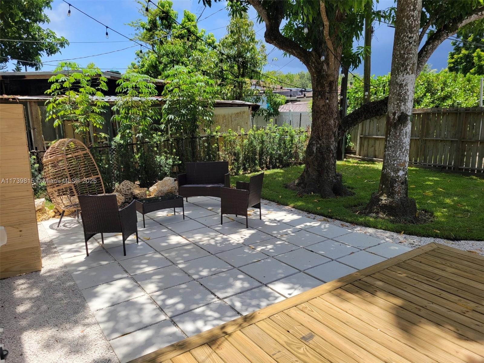 Rental Property at 5866 Sw 60th St 3, Miami, Broward County, Florida - Bedrooms: 1 
Bathrooms: 1  - $2,100 MO.