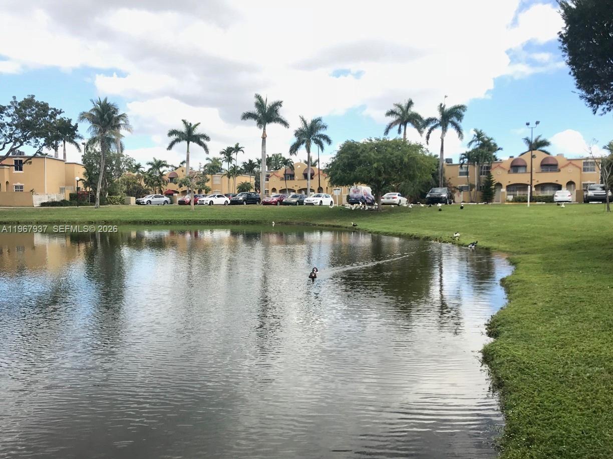 GABLES II TOWNHOMES CONDO - Residential Lease