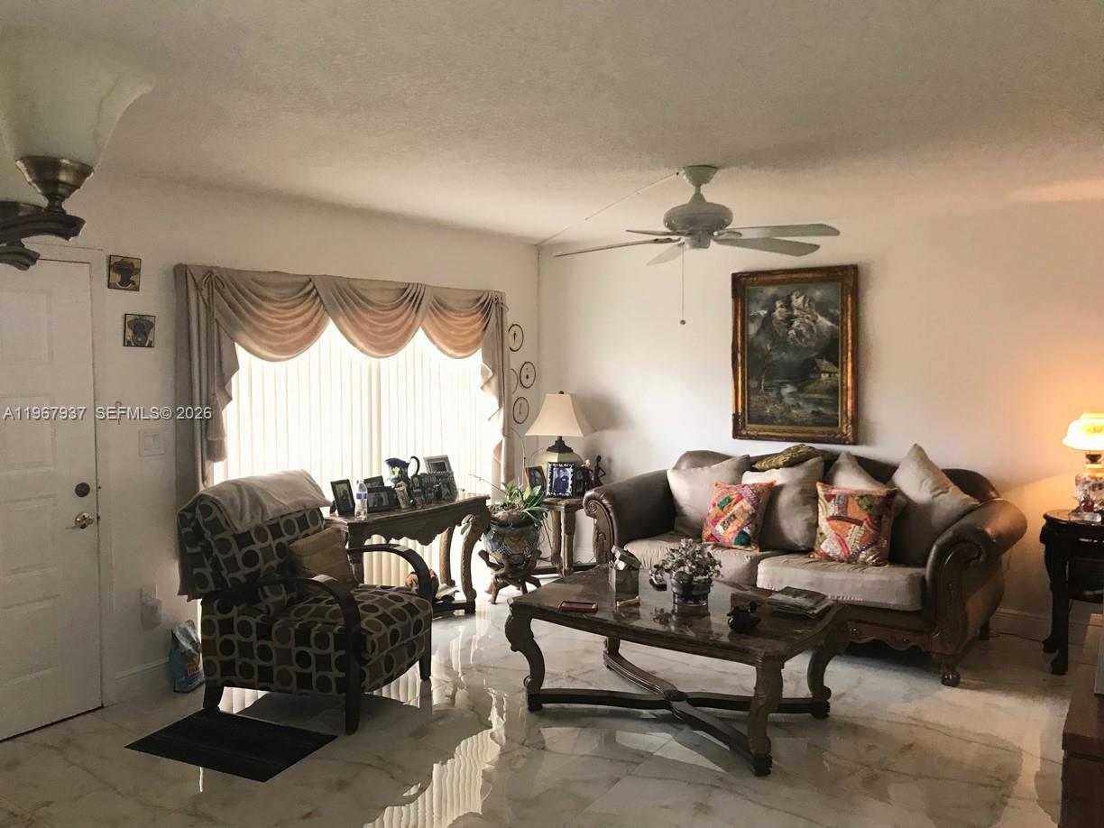 GABLES II TOWNHOMES CONDO - Residential Lease