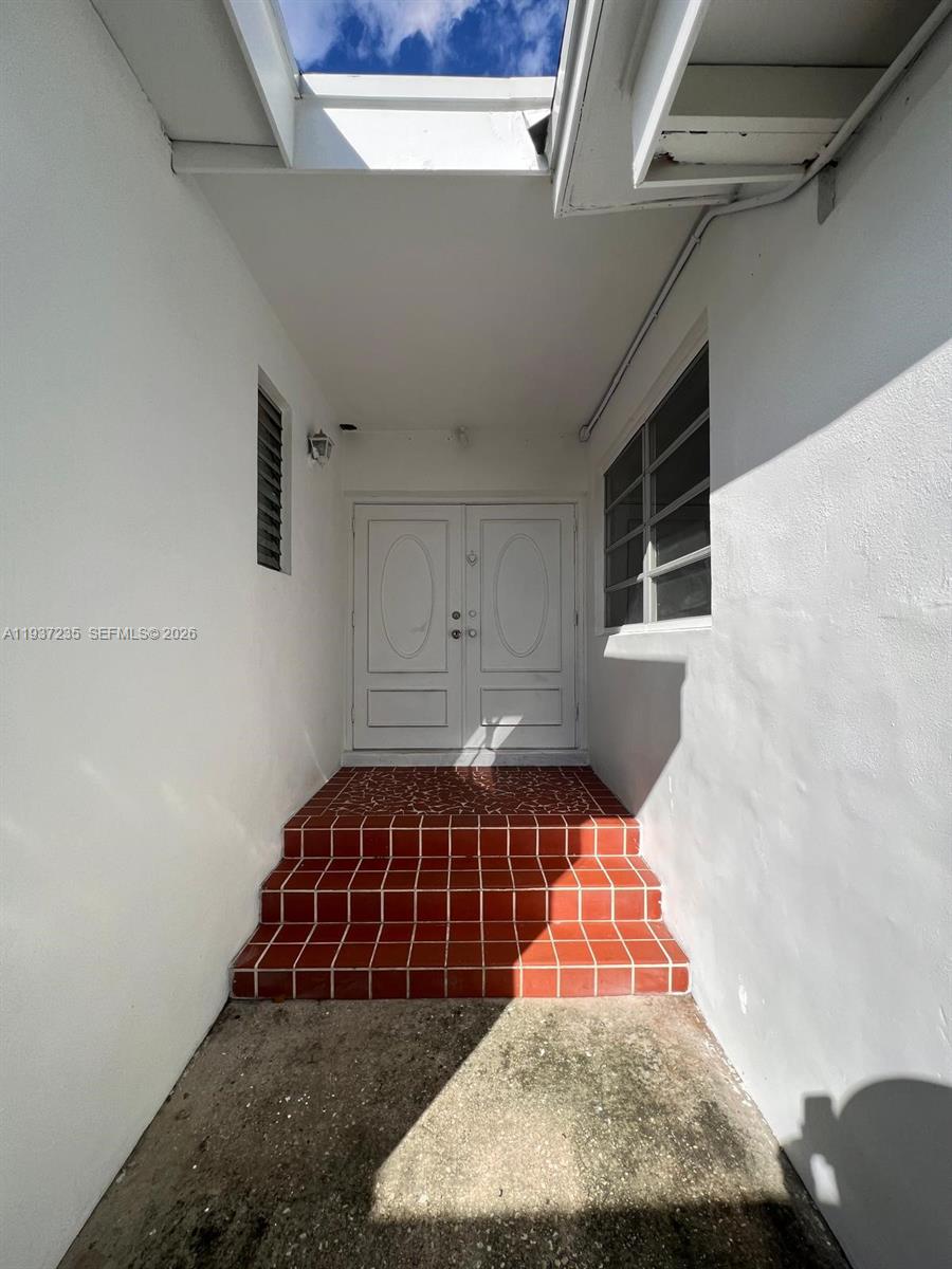 INDIANA PARK - Residential Income