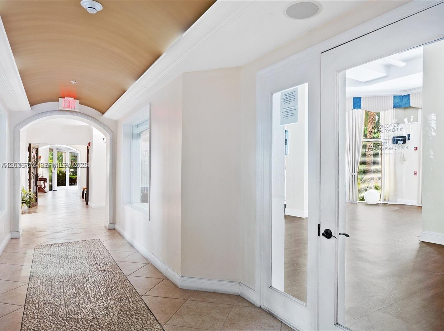 PORTO BELLAGIO CONDO - Residential