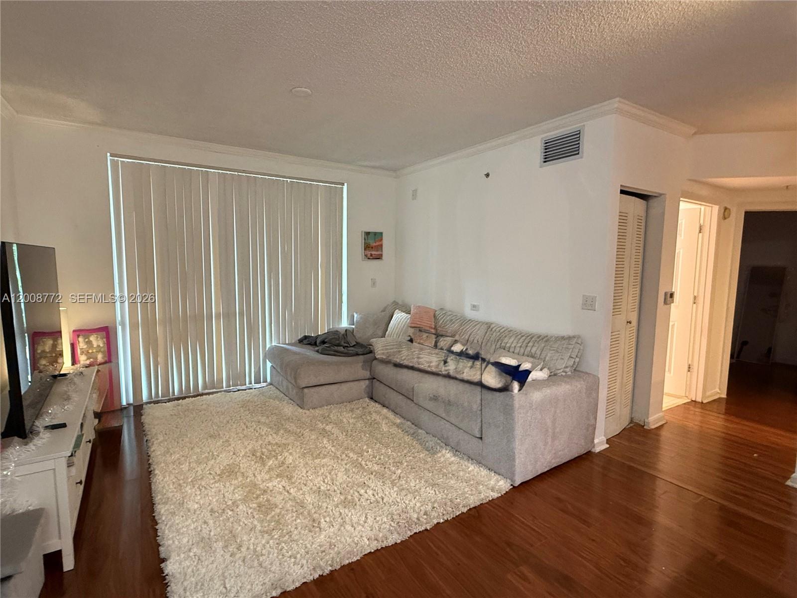 PORTO BELLAGIO CONDO - Residential