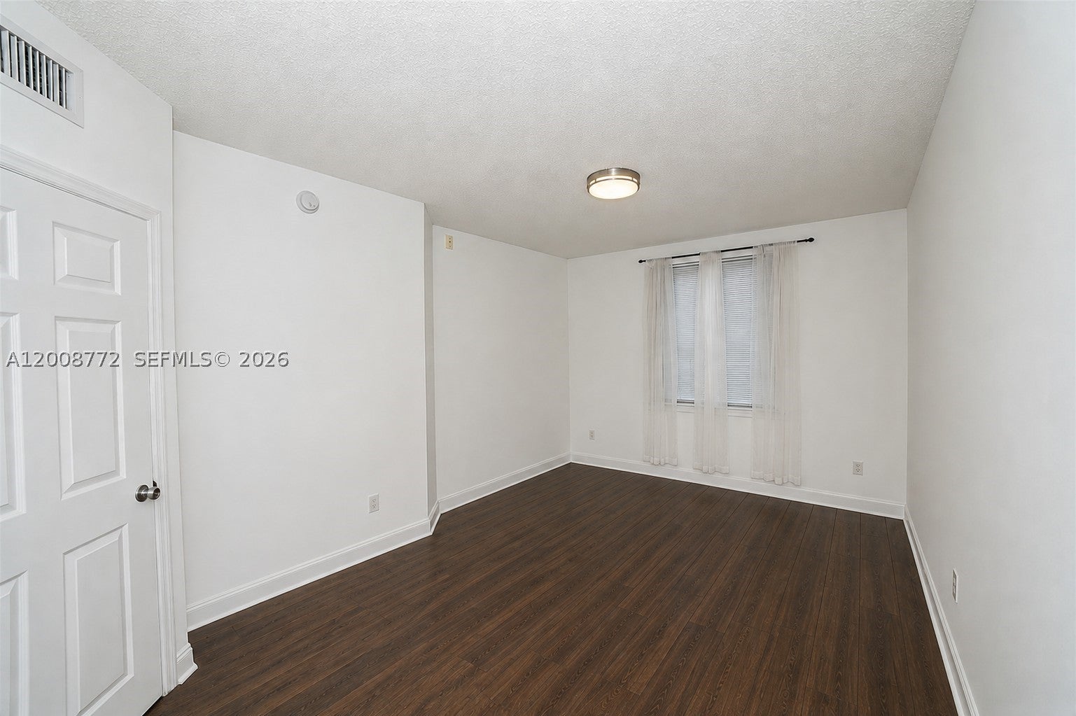17145 N Bay Rd 4102