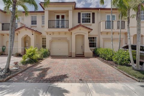 12820 SW 132nd Ter Miami FL 33186