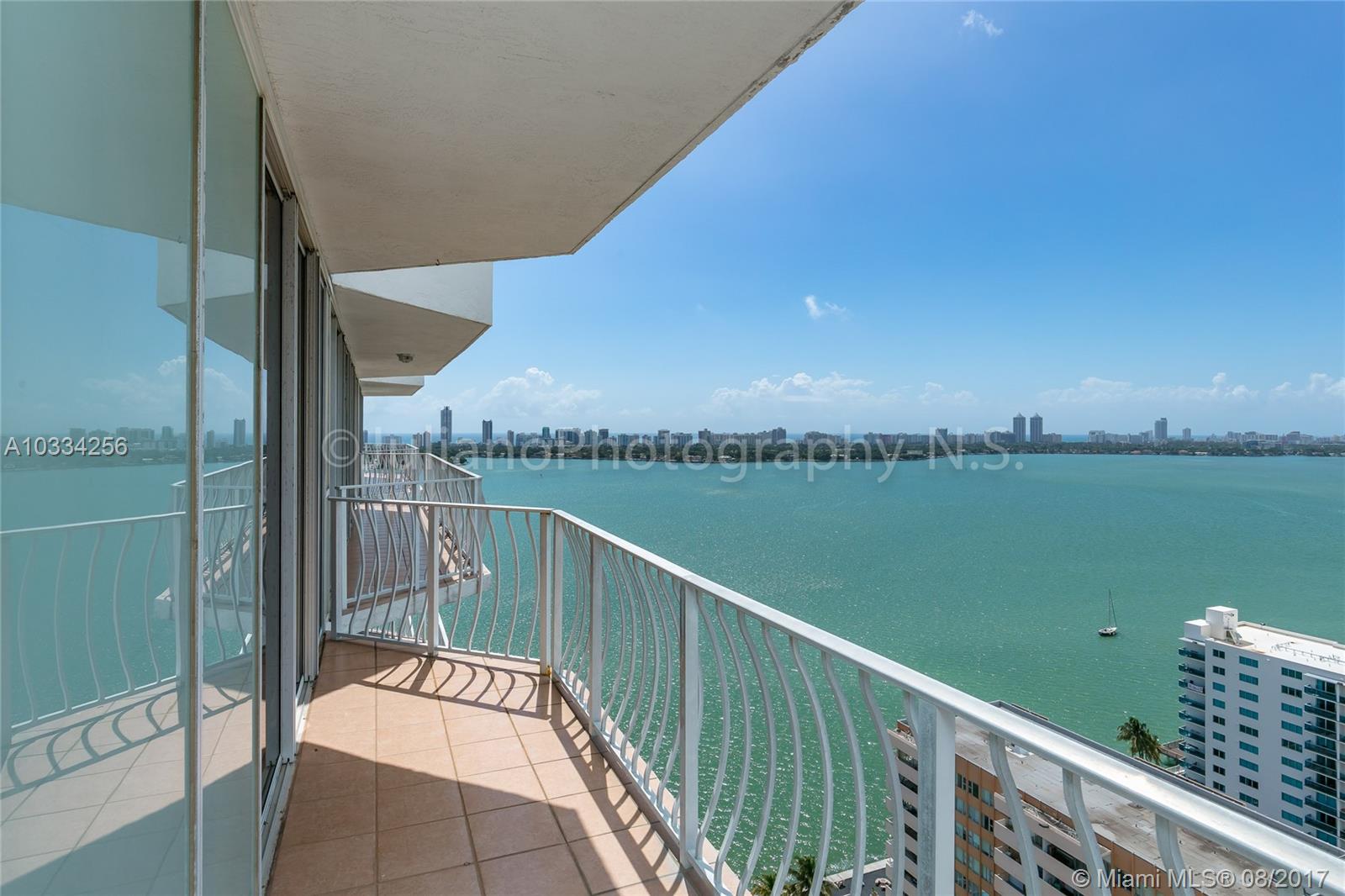 THE GRANDVIEW PALACE COND - Residential Lease