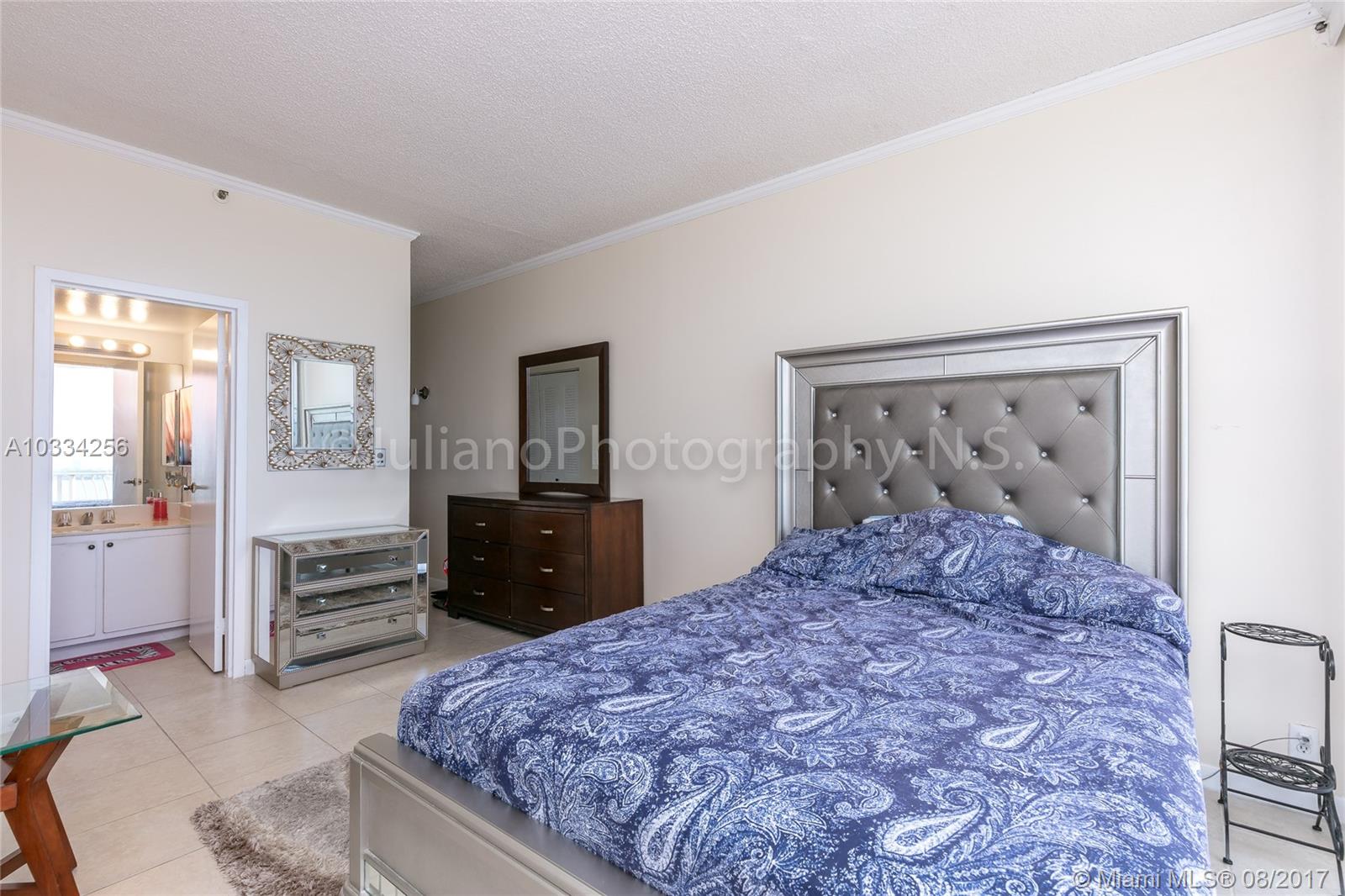 THE GRANDVIEW PALACE COND - Residential Lease