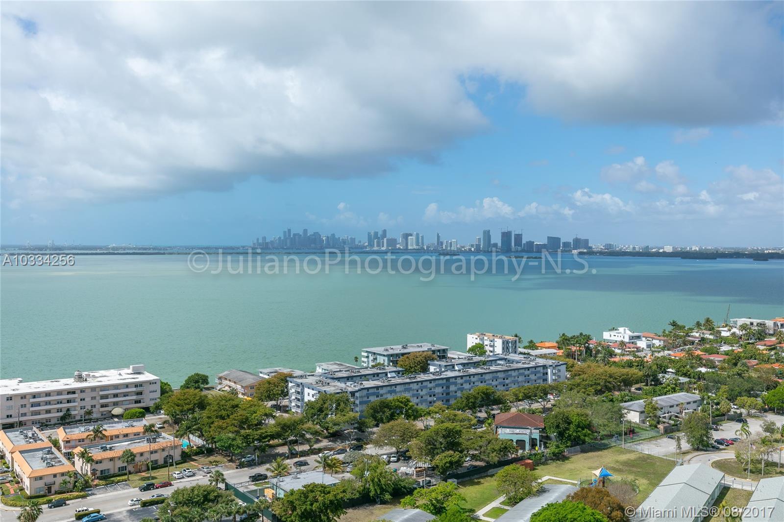 THE GRANDVIEW PALACE COND - Residential Lease