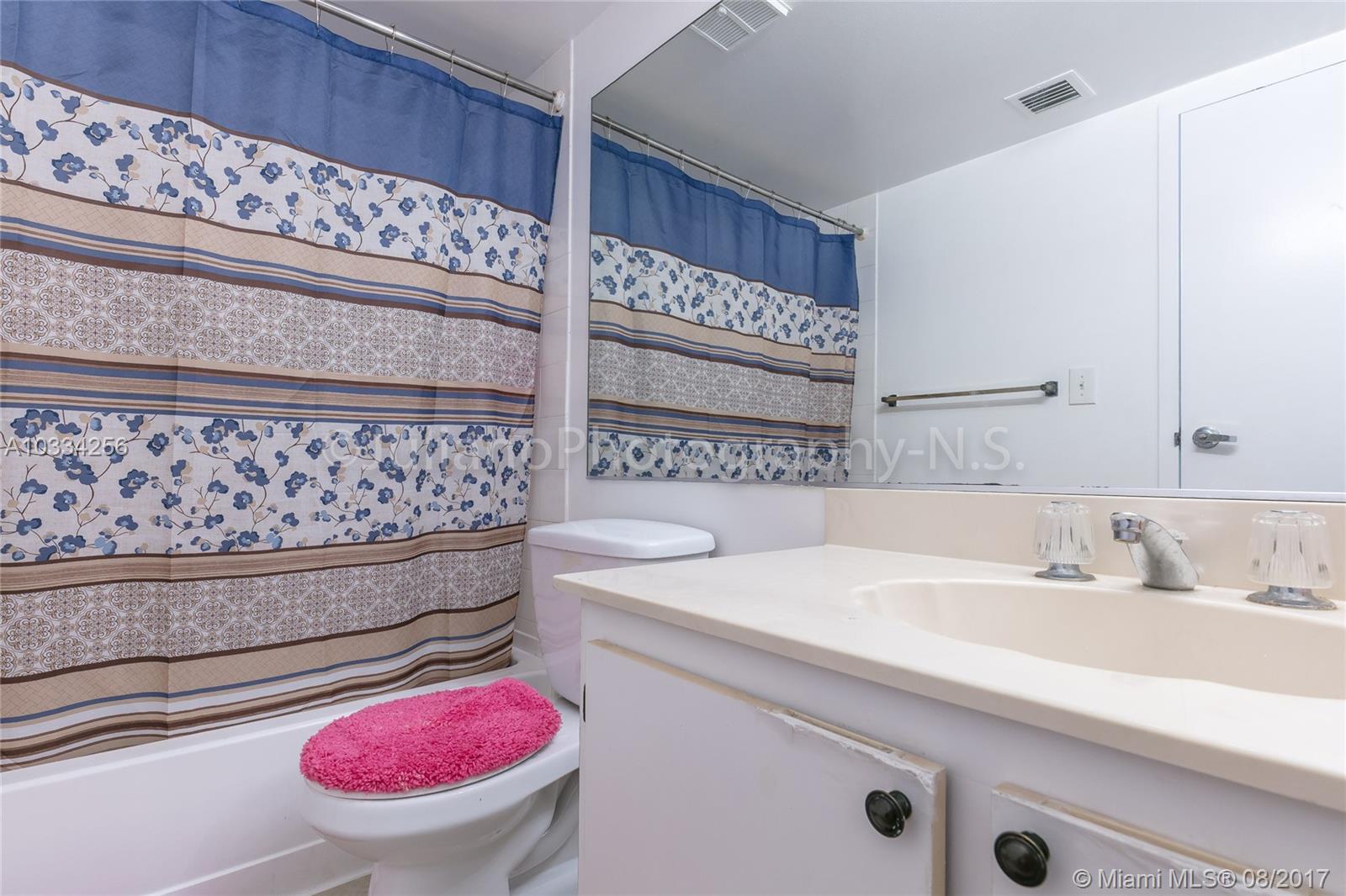 THE GRANDVIEW PALACE COND - Residential Lease