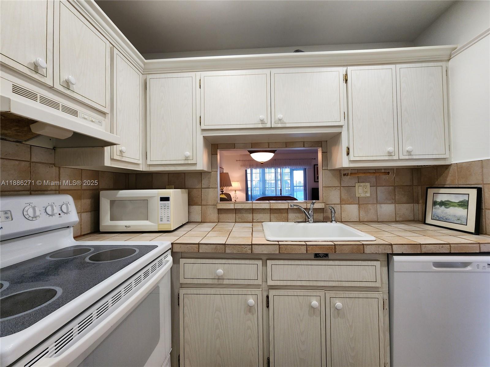HEATHER HALL CONDO - Residential